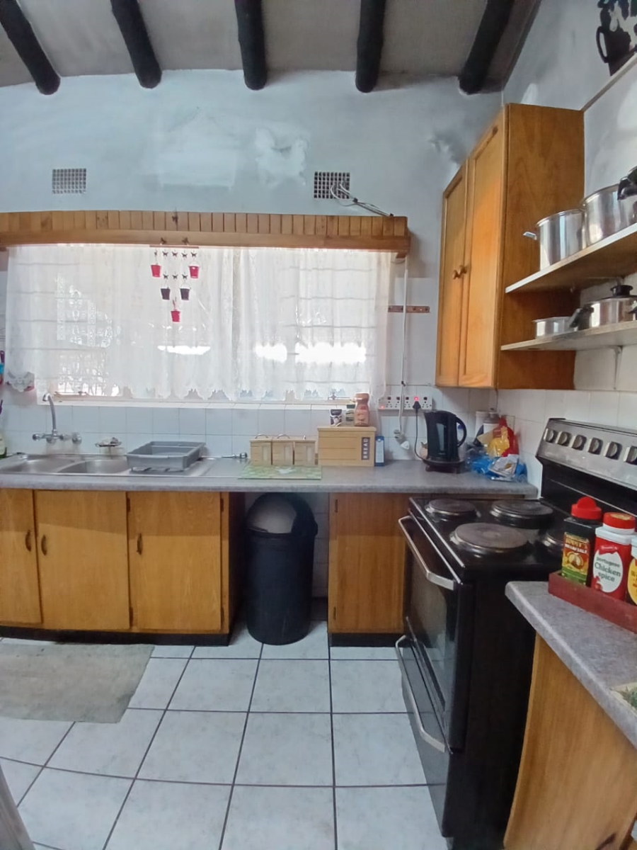 3 Bedroom Property for Sale in Vaalpark Free State